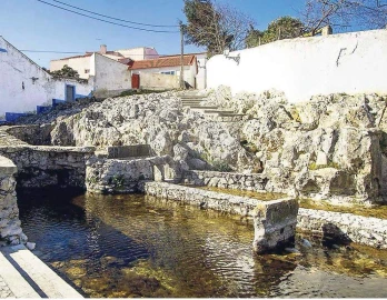 Moradia T2 para Venda em Olho Marinho