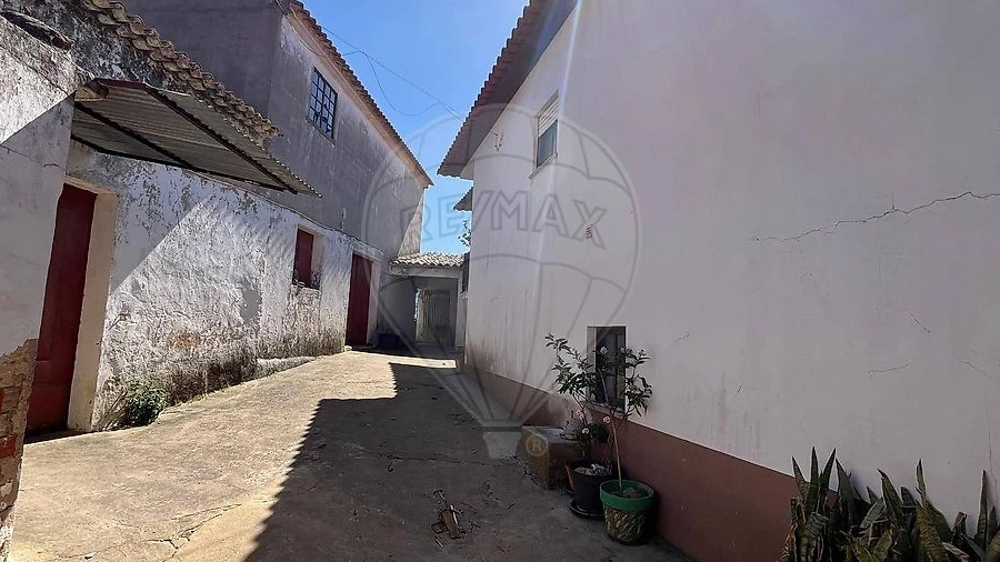 Moradia T2 para Venda em Olho Marinho