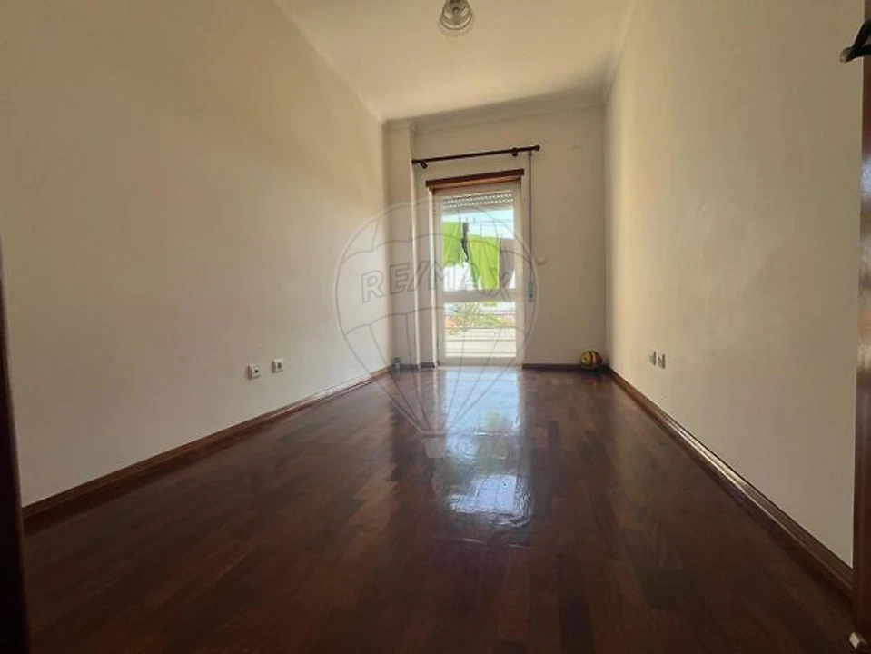 Apartamento T3 para Venda em Benedita Foto 10