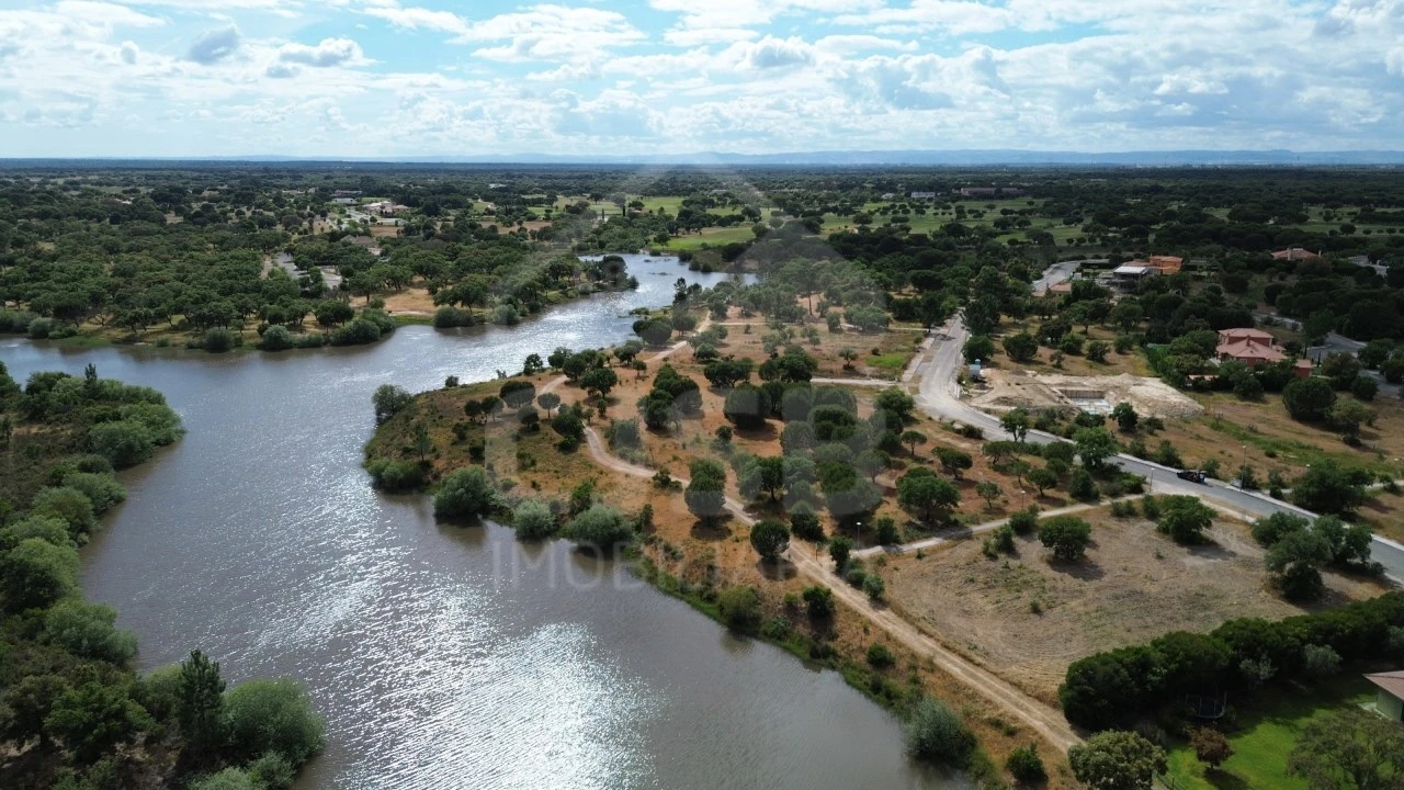 Terreno para Venda em Santo Estêvão Foto 1
