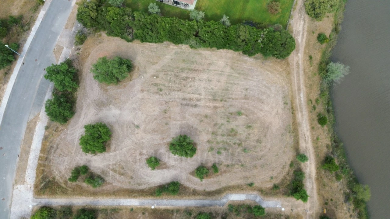 Terreno para Venda em Santo Estêvão Foto 8