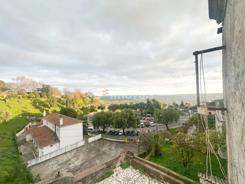 Moradia T4 para Venda em Abrantes (São Vicente e São João) e Alferrarede Foto 7