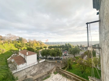 Moradia T4 para Venda em Abrantes (São Vicente e São João) e Alferrarede