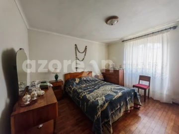 Moradia T6 para Venda em Ginetes