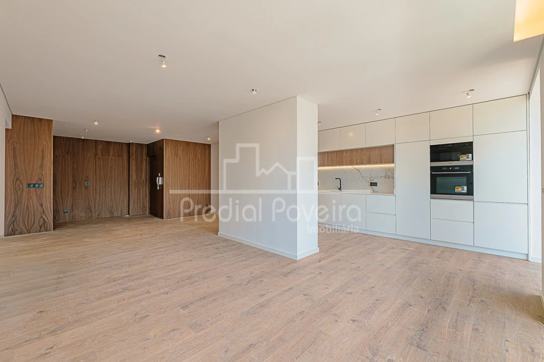 Apartamento T3 para Venda em Póvoa de Varzim, Beiriz e Argivai Foto 2