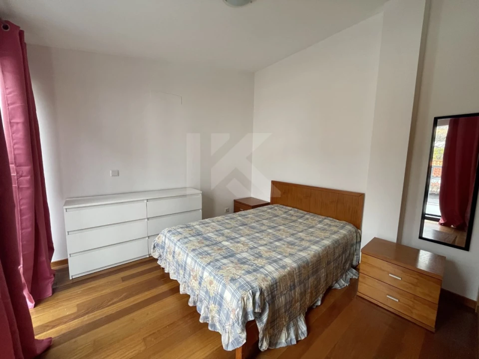 Apartamento T1 para Arrendamento em Funchal (Se) Foto 8
