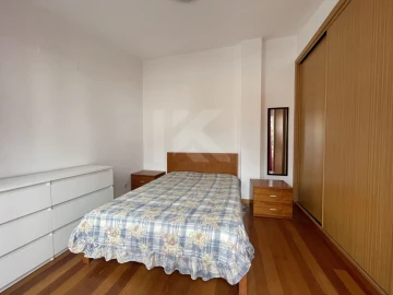Apartamento T1 para Arrendamento em Funchal (Se)