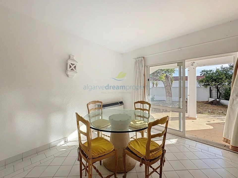 Moradia T3 para Venda em Albufeira e Olhos de Água Foto 7