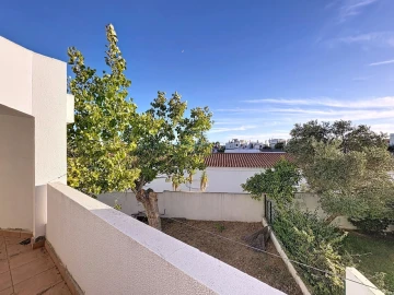 Moradia T3 para Venda em Albufeira e Olhos de Água