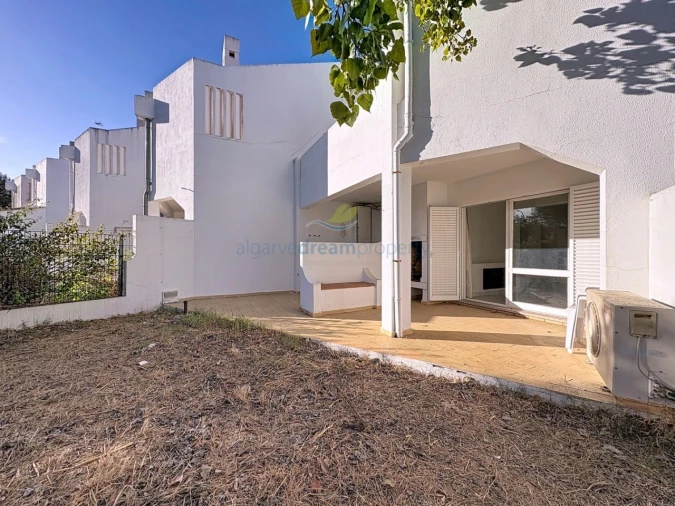 Moradia T3 para Venda em Albufeira e Olhos de Água Foto 16