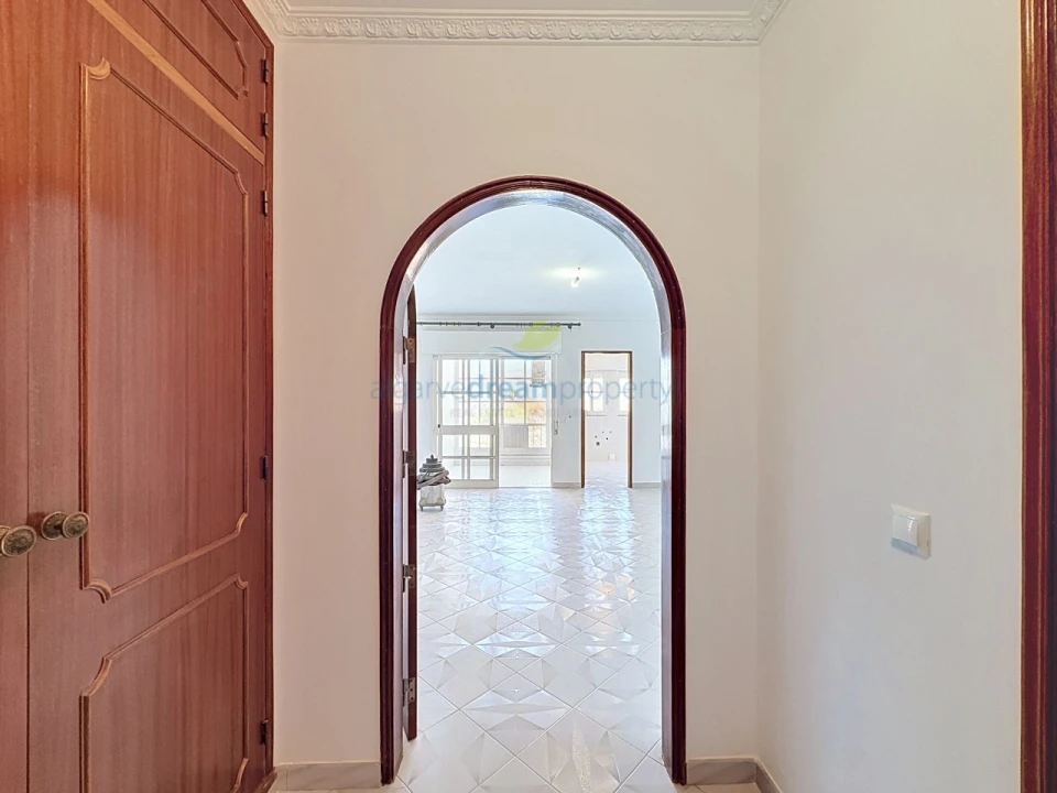Apartamento T1 para Venda em Albufeira e Olhos de Água Foto 16