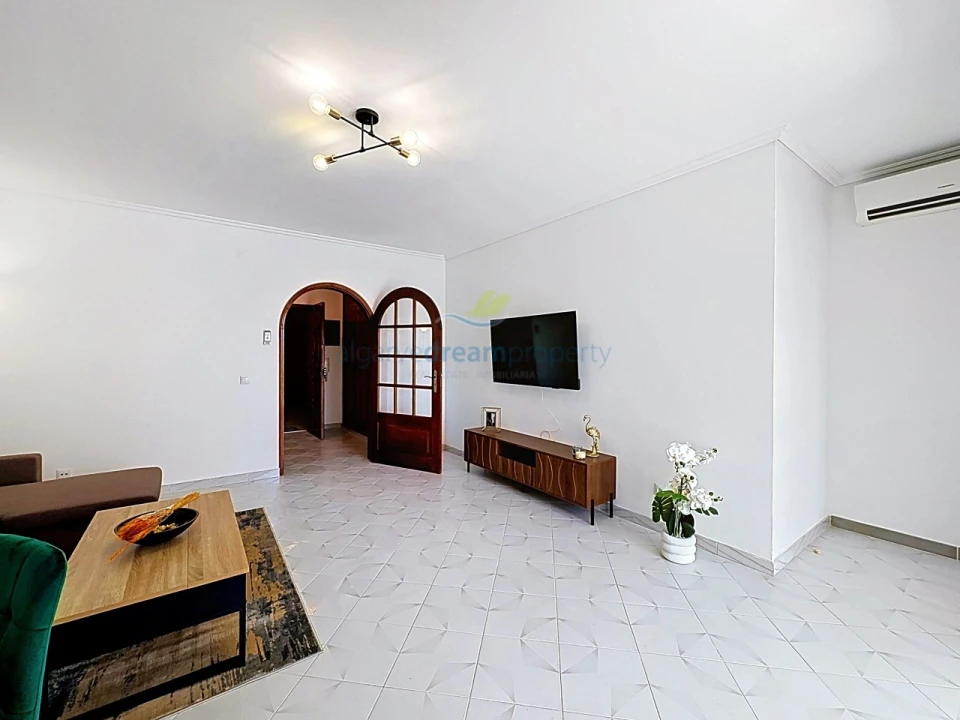 Apartamento T1 para Venda em Albufeira e Olhos de Água Foto 6