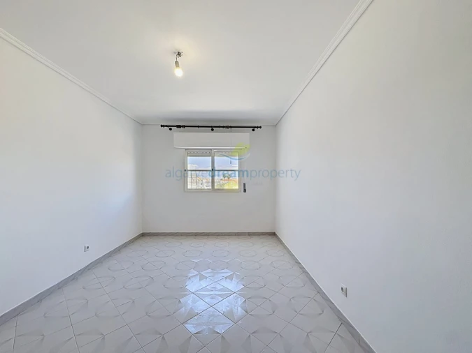 Apartamento T1 para Venda em Albufeira e Olhos de Água Foto 8