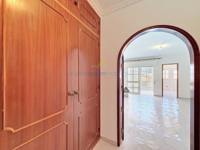 Apartamento T1 para Venda em Albufeira e Olhos de Água Foto 19