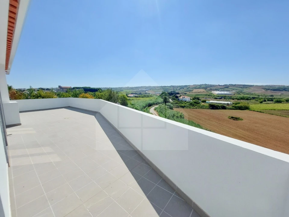 Apartamento T3 para Venda em Lourinhã e Atalaia Foto 21