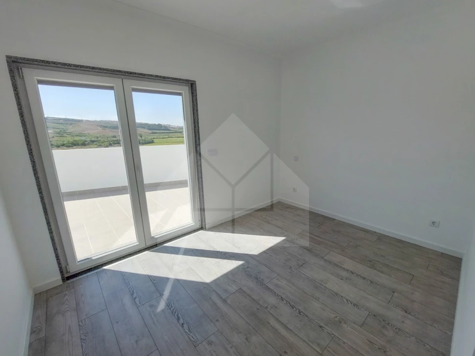 Apartamento T3 para Venda em Lourinhã e Atalaia Foto 24