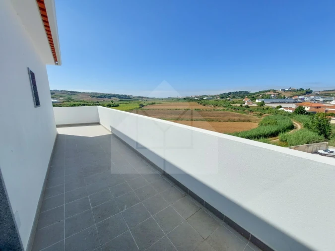Apartamento T3 para Venda em Lourinhã e Atalaia Foto 12
