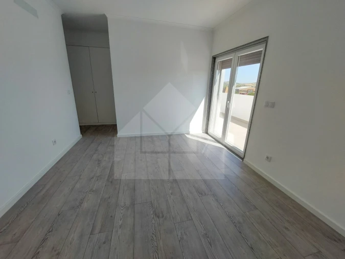 Apartamento T3 para Venda em Lourinhã e Atalaia Foto 18