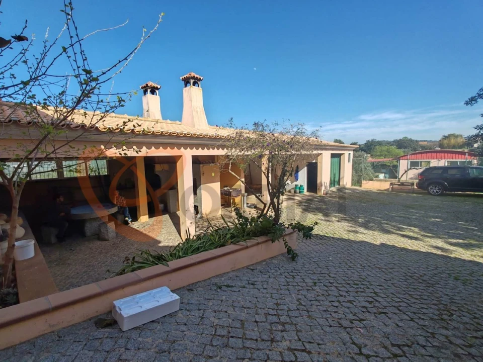 Quinta T4 para Venda em Paderne Foto 6