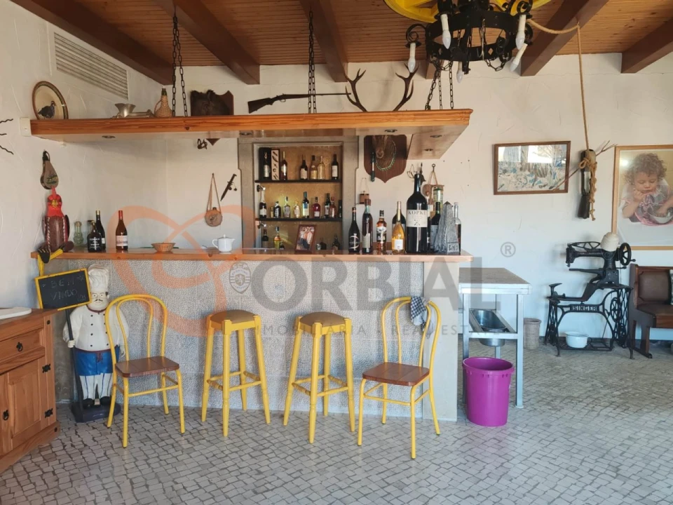 Quinta T4 para Venda em Paderne Foto 42
