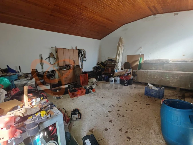 Quinta T4 para Venda em Paderne Foto 52