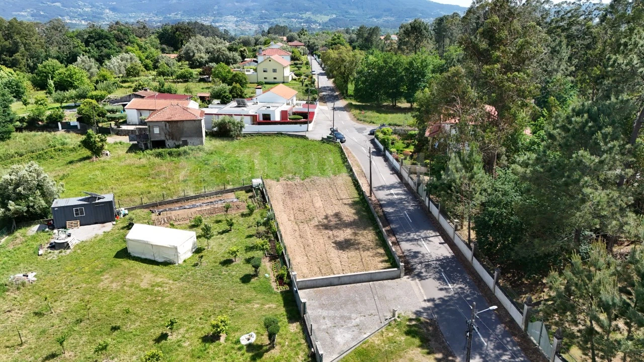 Terreno para Venda em Torre e Vila Mou Foto 11