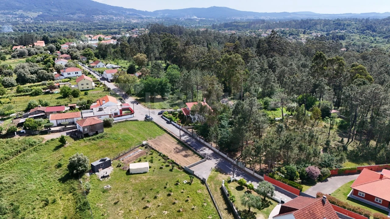 Terreno para Venda em Torre e Vila Mou Foto 12