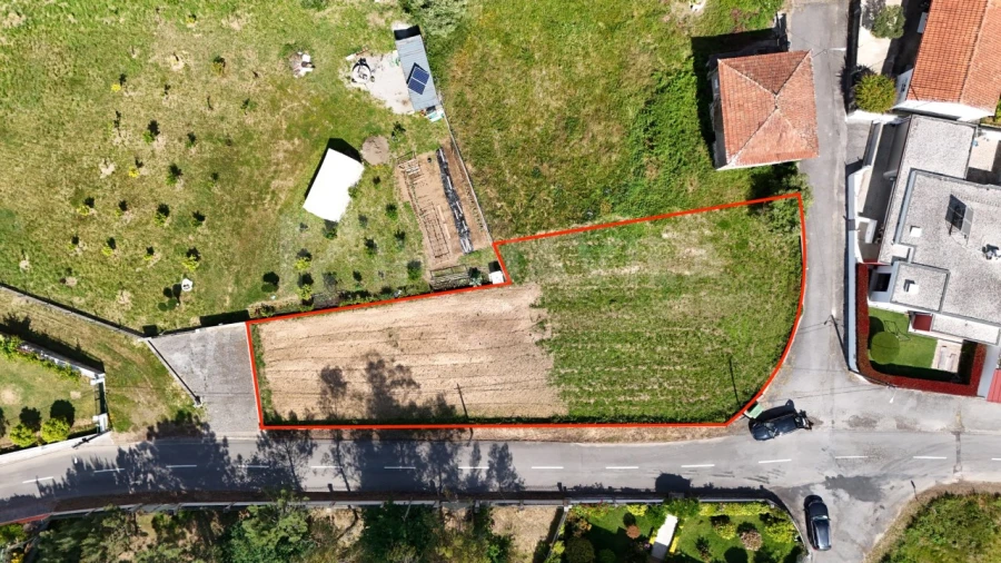 Terreno para Venda em Torre e Vila Mou Foto 2