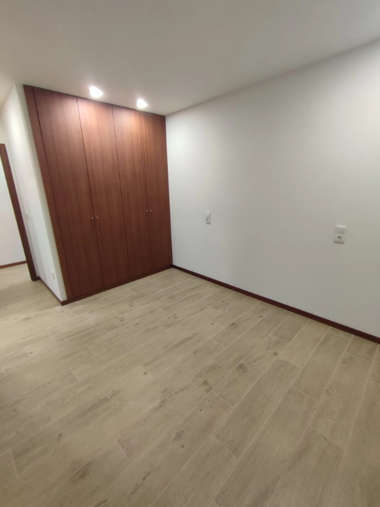 Moradia T11 para Venda em Antas e Abade de Vermoim Foto 12