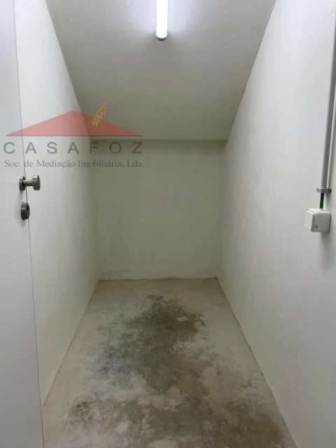 Apartamento T3 para Venda em Aldoar, Foz do Douro e Nevogilde