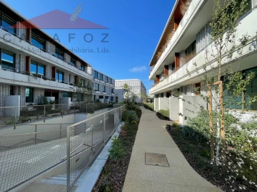 Apartamento T3 para Venda em Aldoar, Foz do Douro e Nevogilde