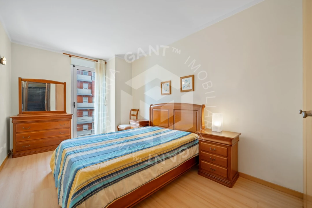 Apartamento T2 para Arrendamento em Lumiar Foto 15