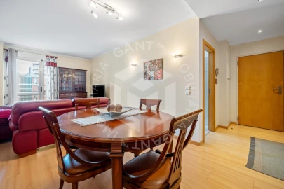 Apartamento T2 para Arrendamento em Lumiar