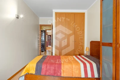 Apartamento T2 para Arrendamento em Lumiar