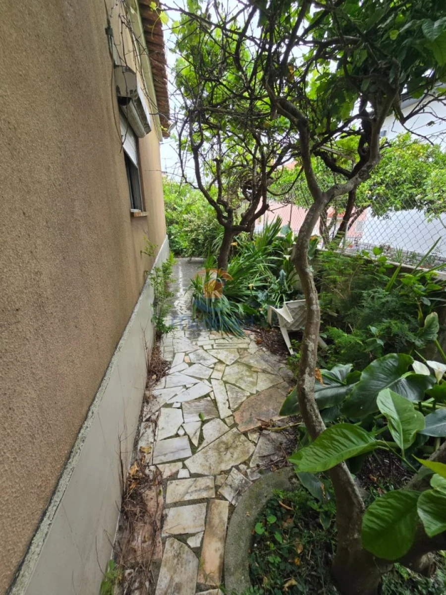 Moradia T3 para Venda em Loures Foto 7