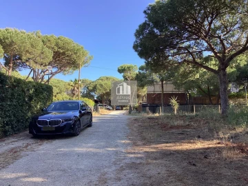 Terreno para Venda em Charneca de Caparica e Sobreda