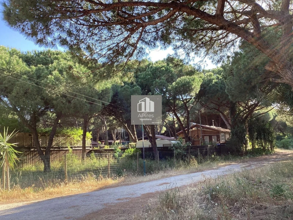 Terreno para Venda em Charneca de Caparica e Sobreda Foto 11