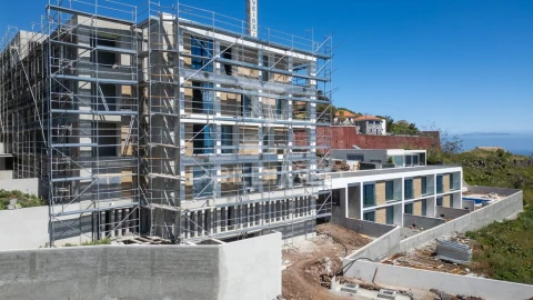 Apartamento T3 para Venda em Caniço