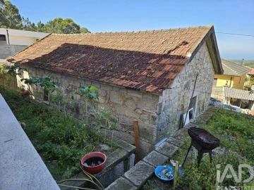 Moradia para Venda em Belinho e Mar