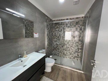 Apartamento T1 para Venda em Peniche