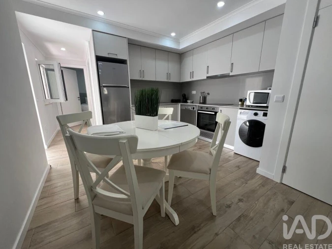 Apartamento T1 para Venda em Peniche Foto 5