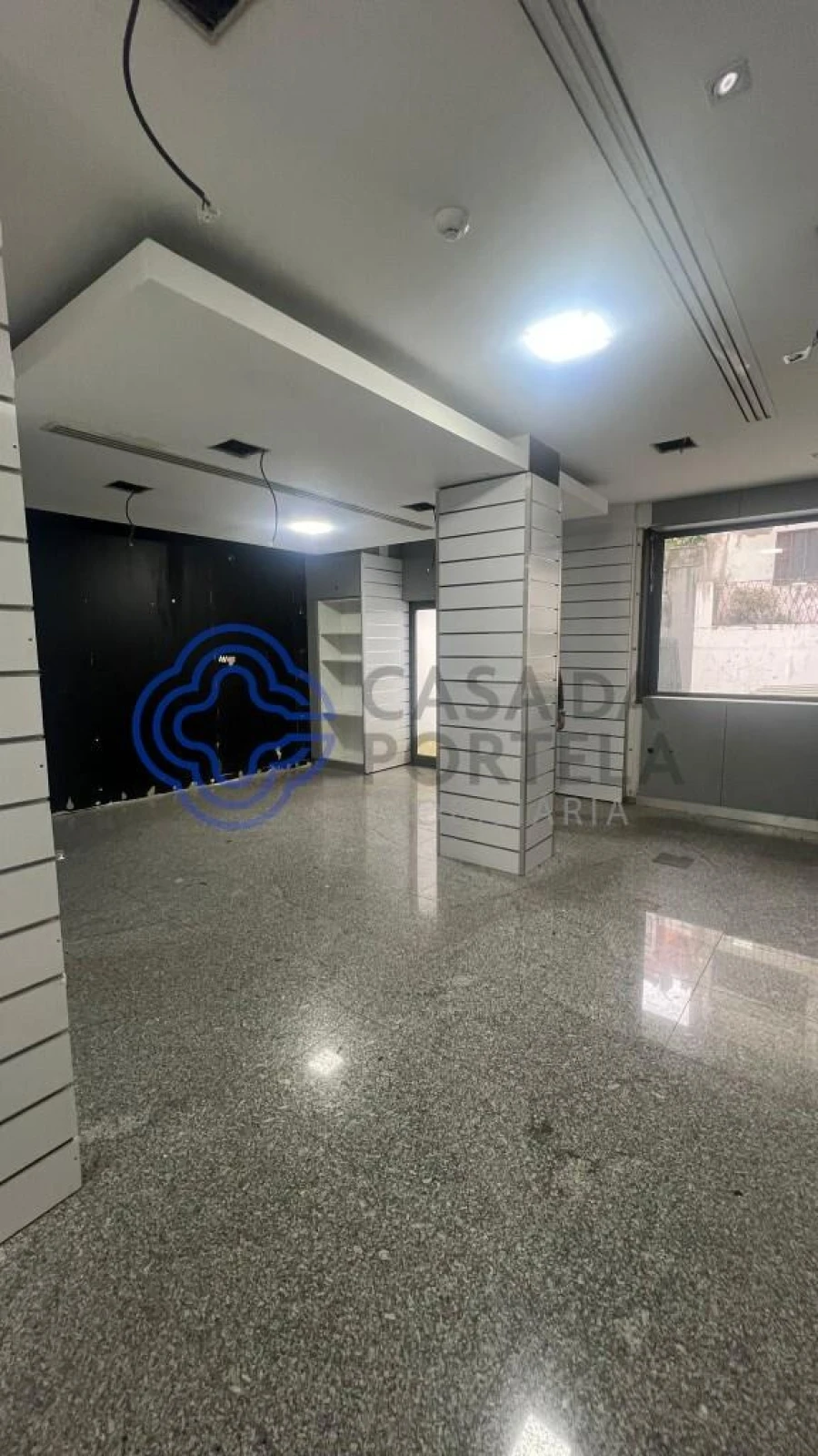 Loja para Arrendamento em Lordelo do Ouro e Massarelos Foto 10