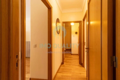 Apartamento T2 para Arrendamento em Lordelo do Ouro e Massarelos