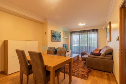 Apartamento T2 para Arrendamento em Lordelo do Ouro e Massarelos