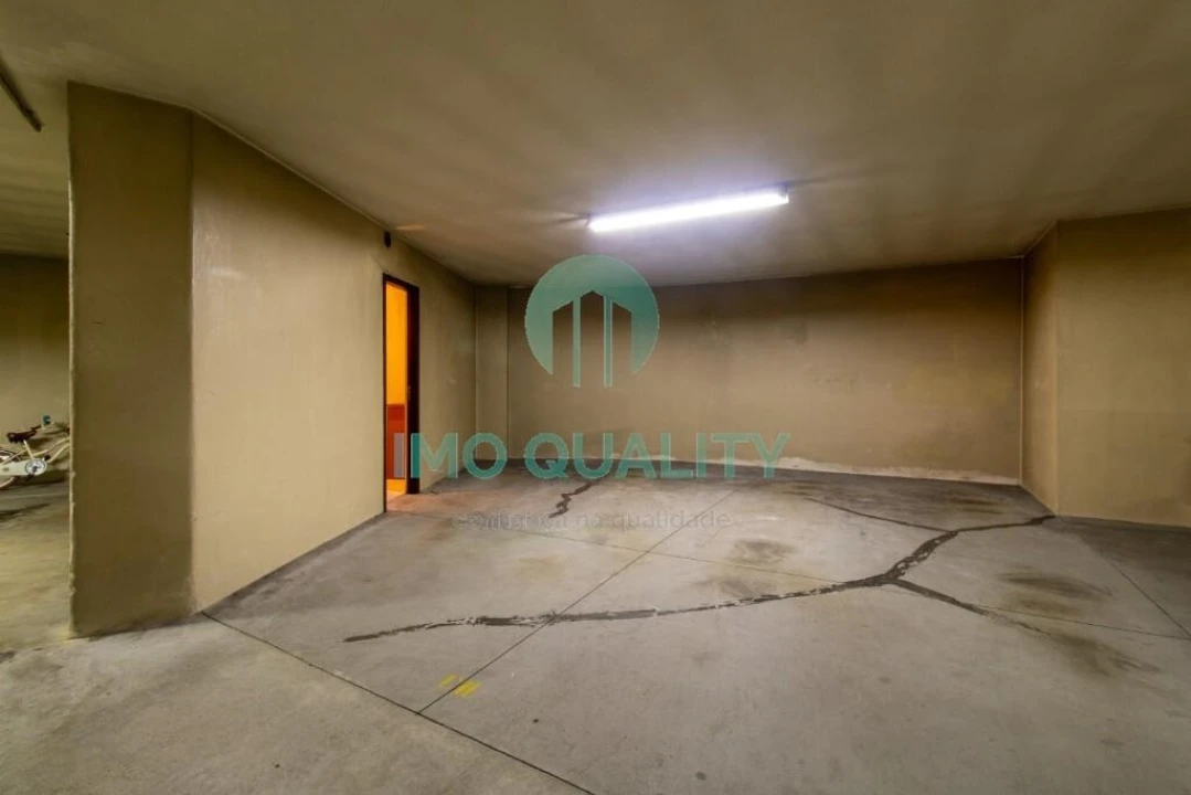 Apartamento T2 para Arrendamento em Lordelo do Ouro e Massarelos Foto 24