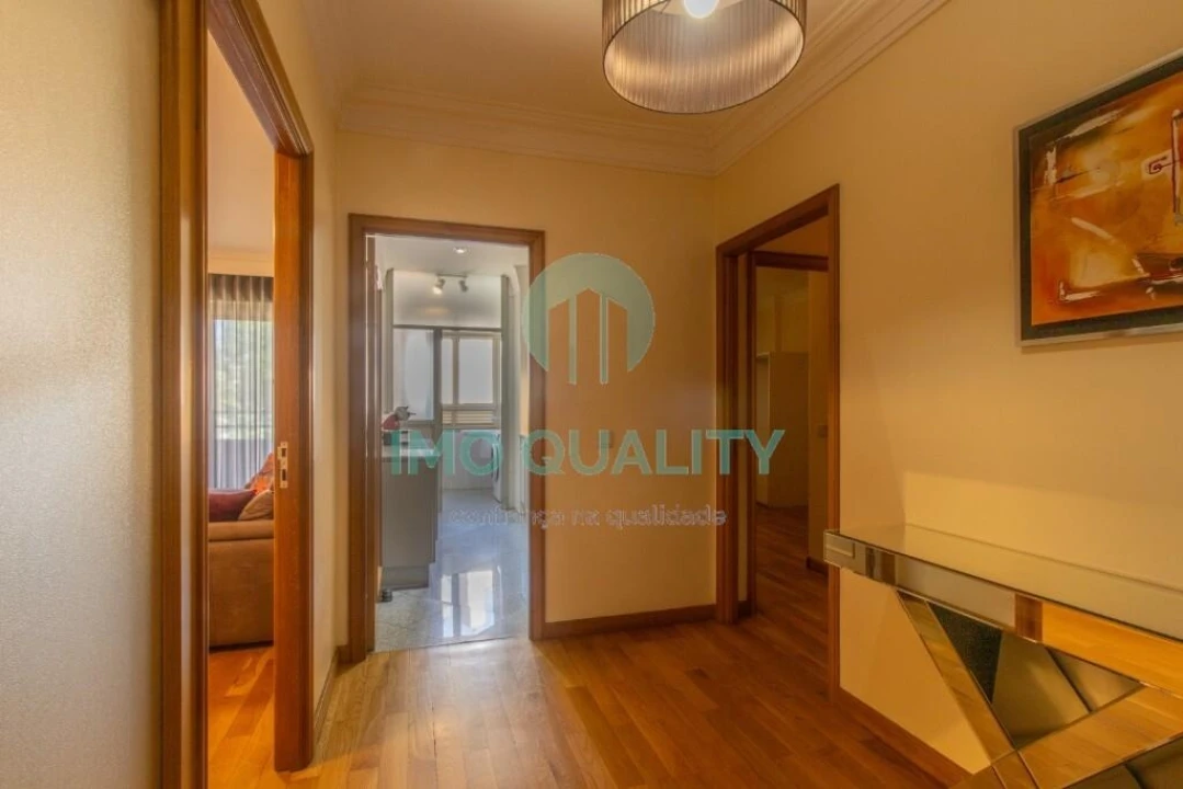 Apartamento T2 para Arrendamento em Lordelo do Ouro e Massarelos Foto 6