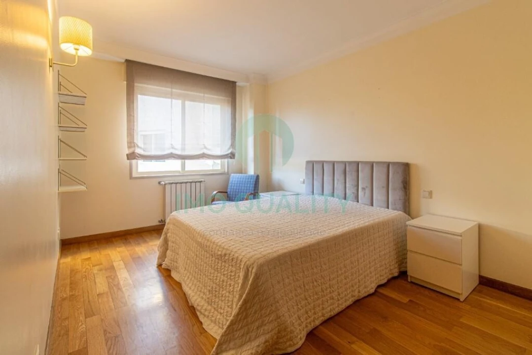 Apartamento T2 para Arrendamento em Lordelo do Ouro e Massarelos Foto 20