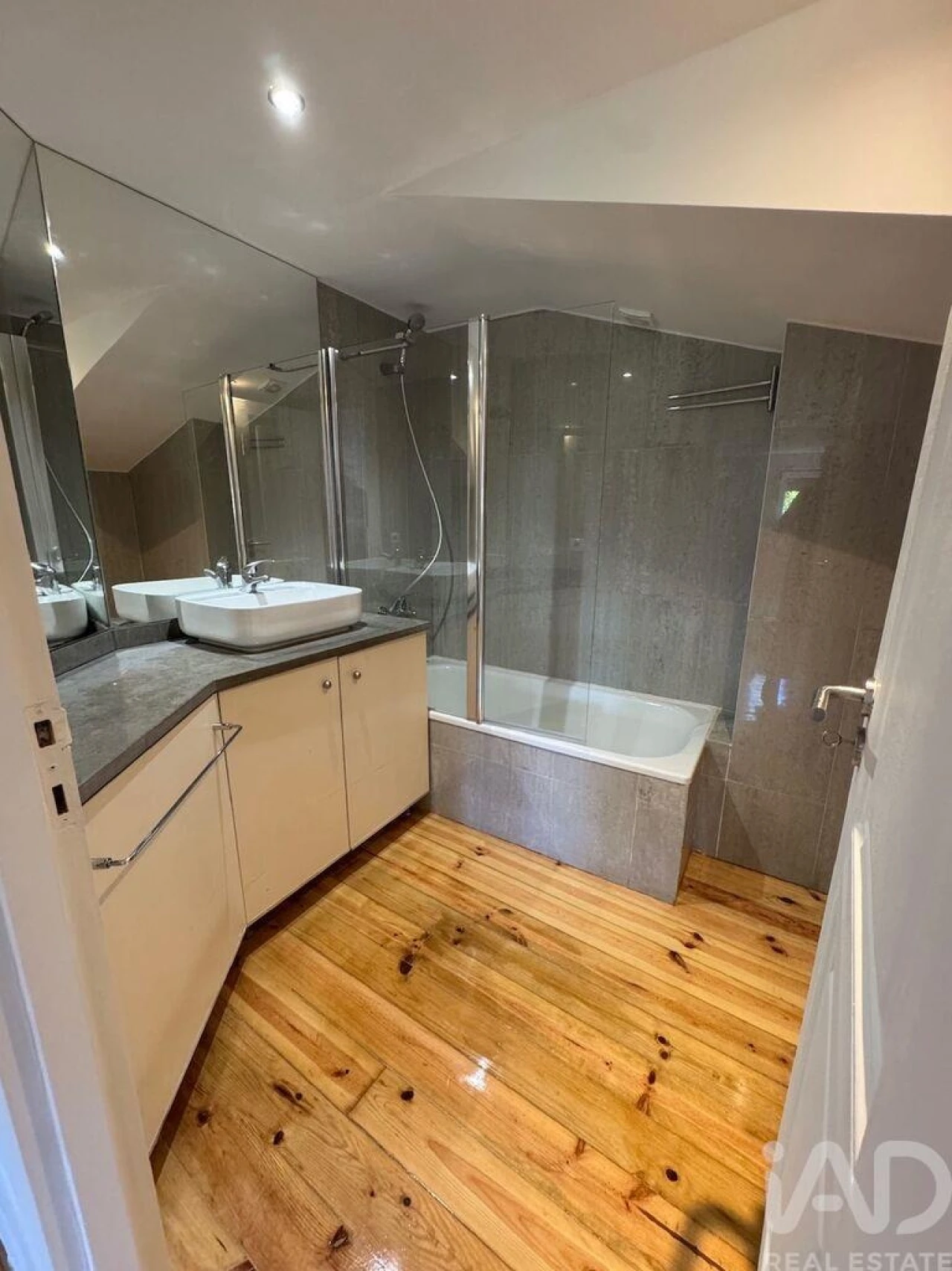 Apartamento T2 para Arrendamento em Arroios Foto 13