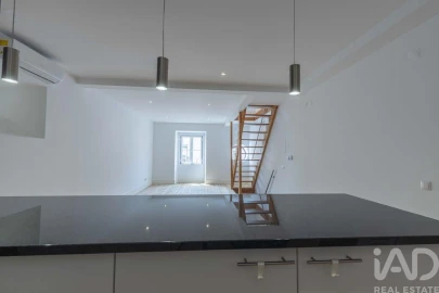 Apartamento T2 para Arrendamento em Arroios