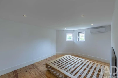 Apartamento T2 para Arrendamento em Arroios